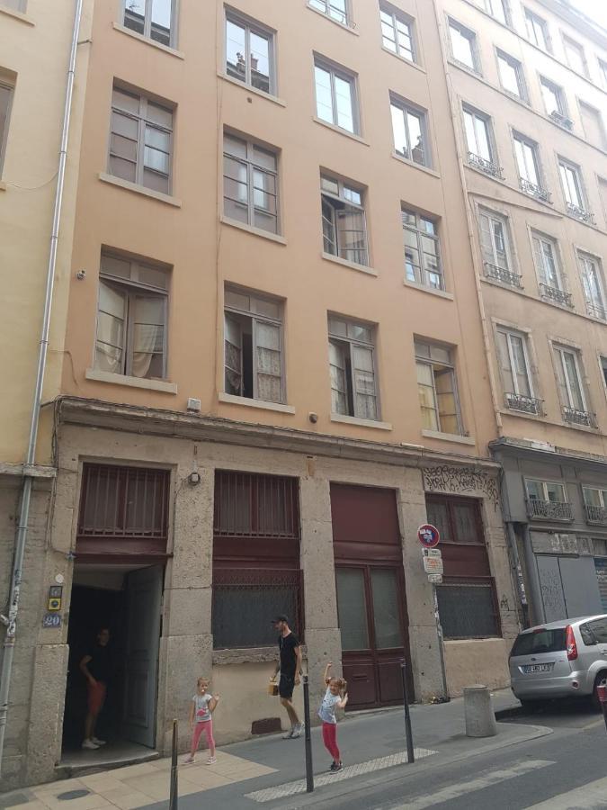 Charmant Appartement Style Canut Pentes Croix Rousse Лион Екстериор снимка